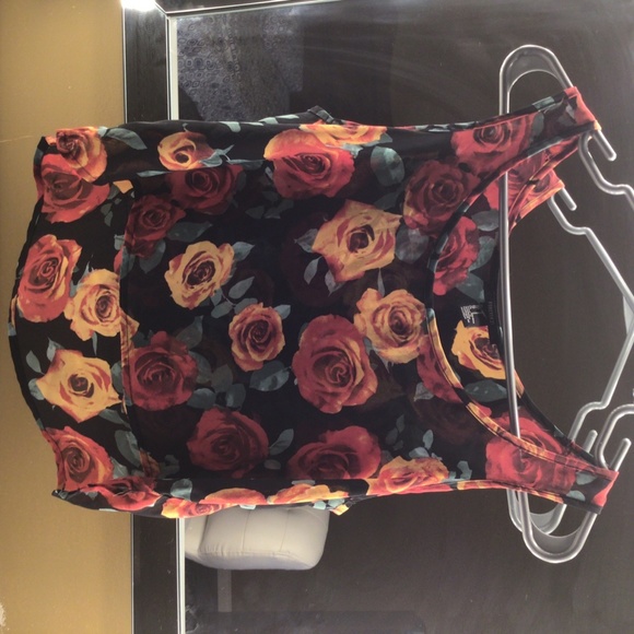 Tank top - Picture 2 of 3